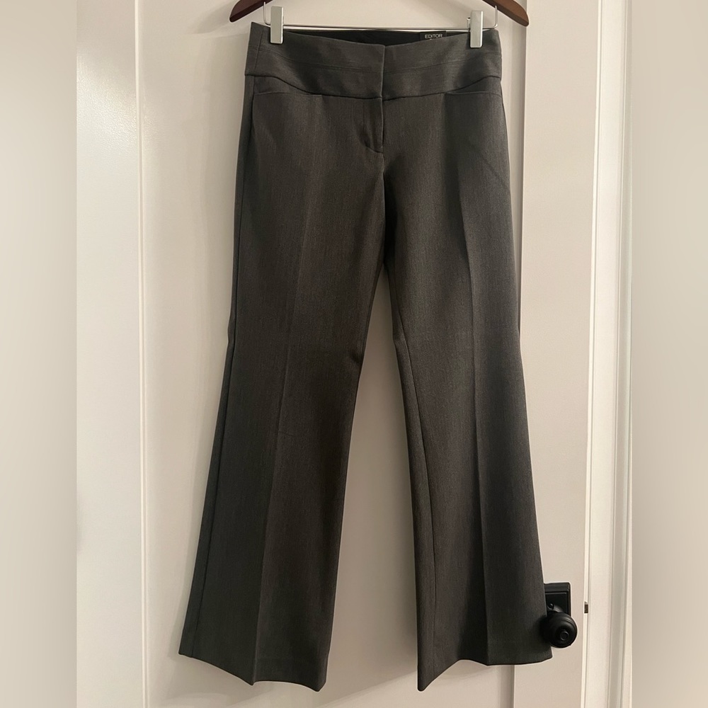 Express editor flare pants brand new size 0 short. Grey